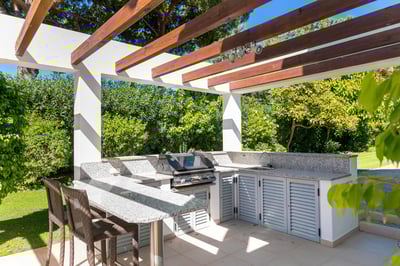 Luxury Villa Photo #11