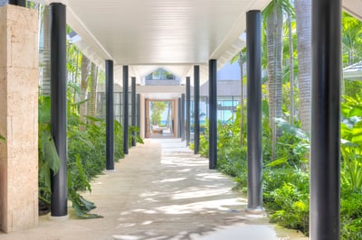 Luxury Villa Photo #15