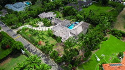 Luxury Villa Photo #32