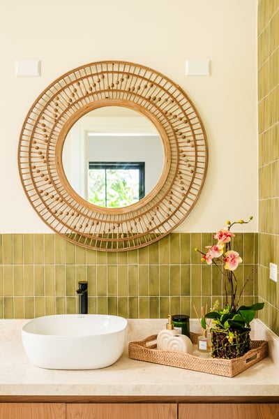 Green Primary Suite 3 (Main House): Ensuite Bathroom