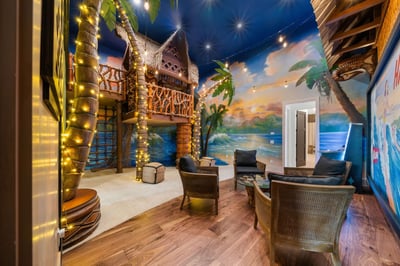 Luxury Villa Photo #40
