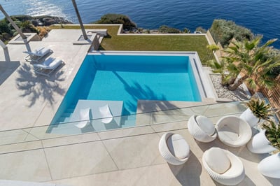 Luxury Villa Photo #12