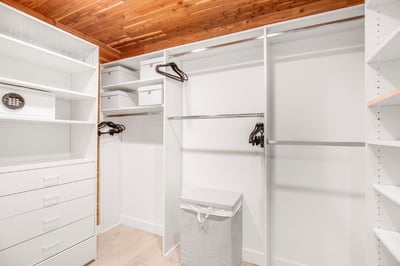 Luxury Villa Photo #30