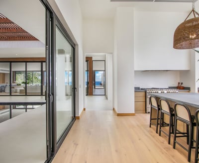 Luxury Villa Photo #15