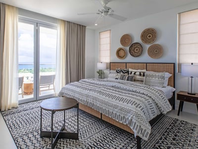 Luxury Villa Photo #22