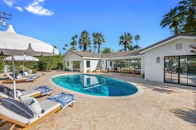 Luxury Villa Photo #17