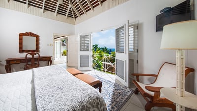 Luxury Villa Photo #13
