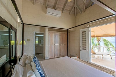 Luxury Villa Photo #10