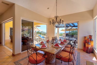 Luxury Villa Photo #19