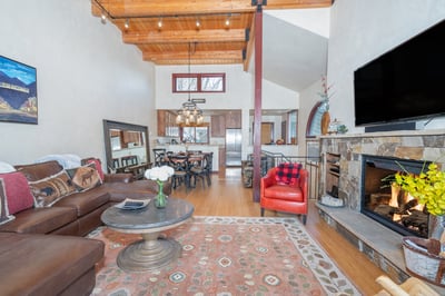 Luxury Villa Photo #7