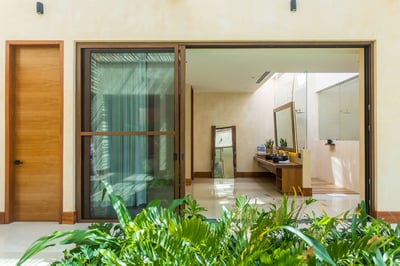 Luxury Villa Photo #21