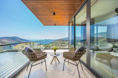 Luxury Villa Photo #37