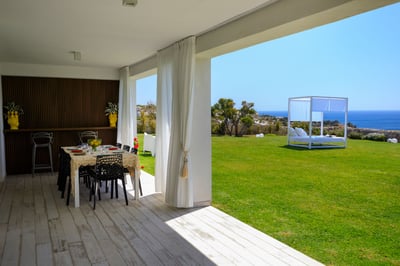 Luxury Villa Photo #11