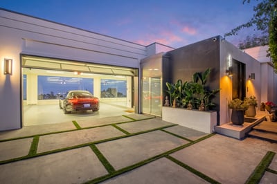 Luxury Villa Photo #79