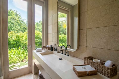 Luxury Villa Photo #28