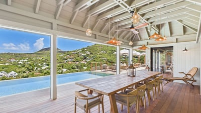 Luxury Villa Photo #16