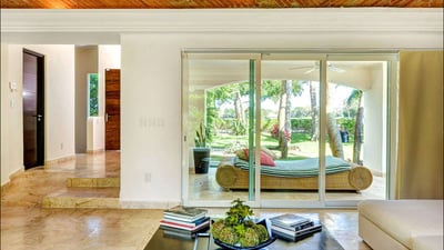 Luxury Villa Photo #11