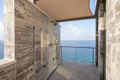 Luxury Villa Photo #35