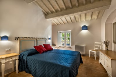 Luxury Villa Photo #18