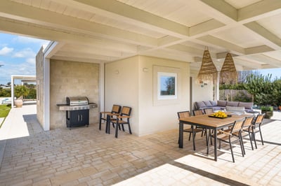 Luxury Villa Photo #19