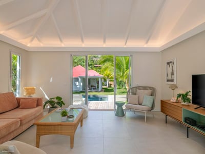 Luxury Villa Photo #24