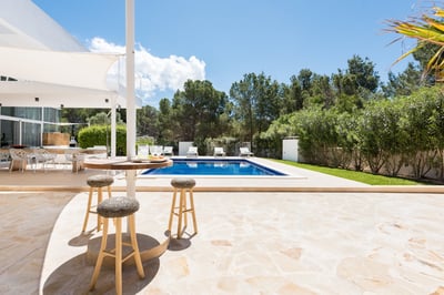 Luxury Villa Photo #7