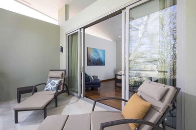Luxury Villa Photo #34