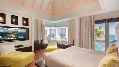 Bedroom 3: Located on the main level. King size bed, air conditioning, HD-TV, Dish Network, App