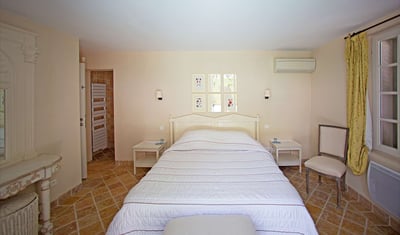 Luxury Villa Photo #36