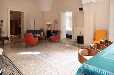 Luxury Villa Photo #9