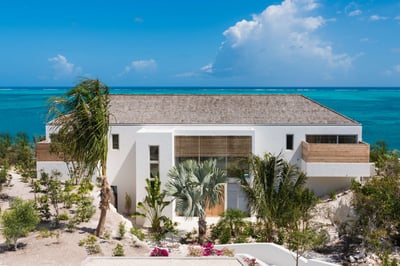 Luxury Villa Photo #5