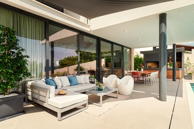 Luxury Villa Photo #30