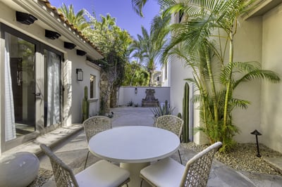 Luxury Villa Photo #29