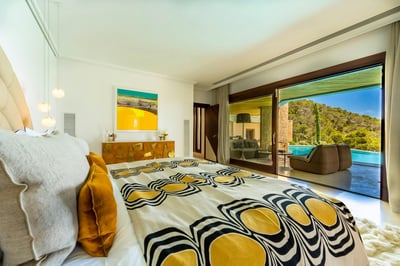 Luxury Villa Photo #36