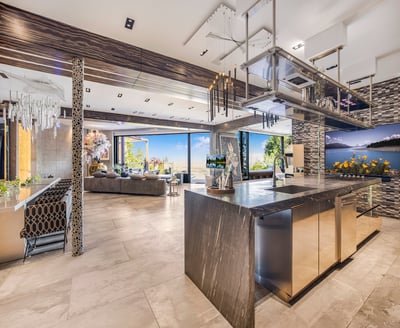 Luxury Villa Photo #21