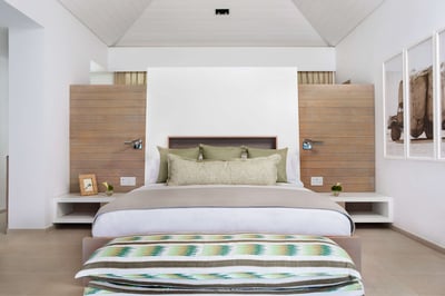 Luxury Villa Photo #22