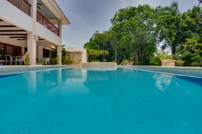Luxury Villa Photo #5
