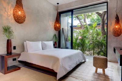 Luxury Villa Photo #16