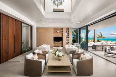 Luxury Villa Photo #26