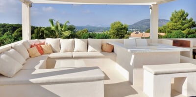 Luxury Villa Photo #11
