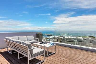 Luxury Villa Photo #39