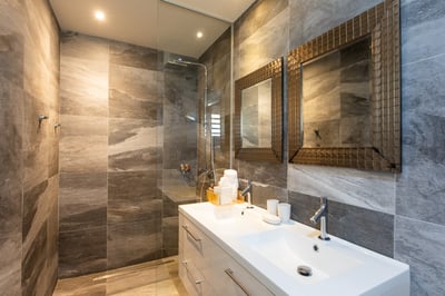 Luxury Villa Photo #47