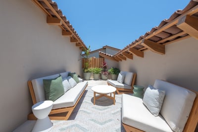 Luxury Villa Photo #18