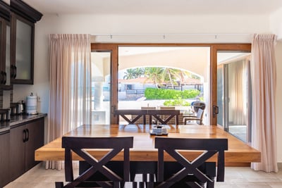 Luxury Villa Photo #17