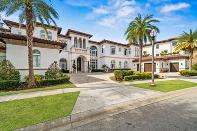 Luxury Villa Photo #16