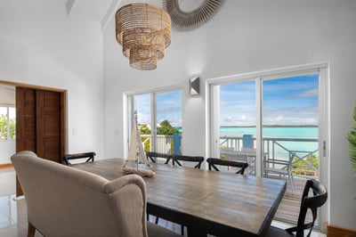 Luxury Villa Photo #18