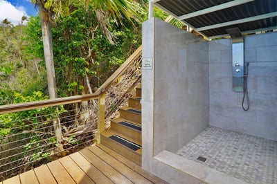 Luxury Villa Photo #15