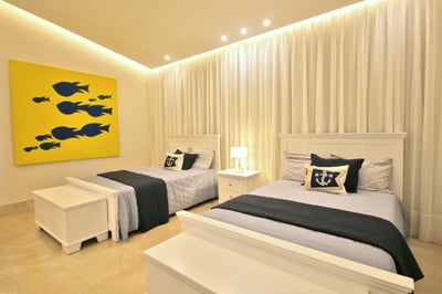 Luxury Villa Photo #28