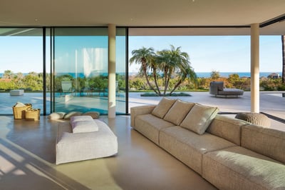 Luxury Villa Photo #35