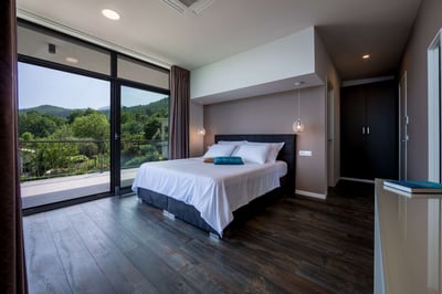 Luxury Villa Photo #30